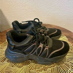 Steve Madden Black Fashion Sneakers